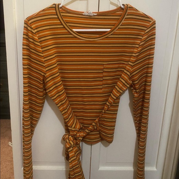 Top - Picture 1 of 3